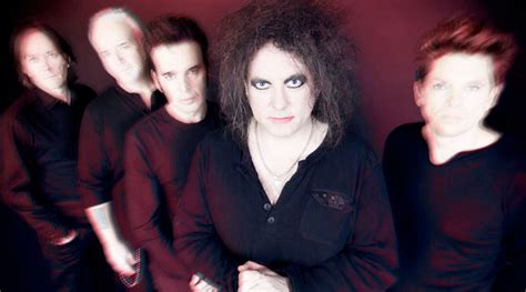 Escucha Alone Primer Single De The Cure En A Os Muzikalia