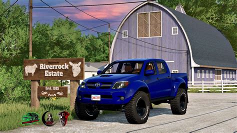 Toyota Hilux Arctic V1 1 FS22 Mod Farming Simulator 22 Mod