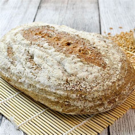 Dinkelbrot Backen So Geht S Brigitte De