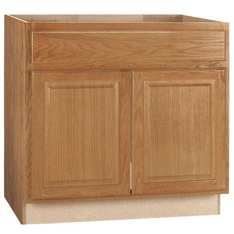 Hampton Bay Hampton Assembled 36x345x24 In Sink Base Kitchen Cabinet