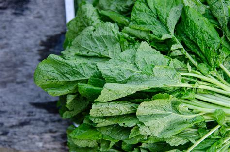 10 Types Of Leafy Greens And How To Cook Them