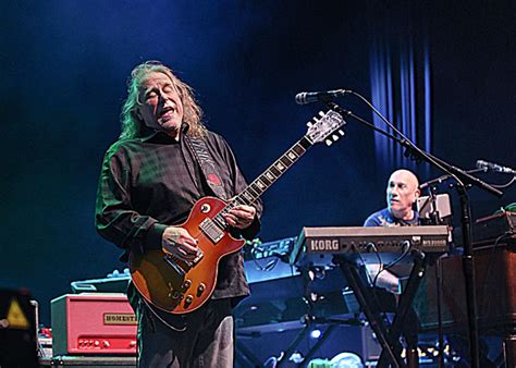 Gov T Mule Trots Out Pink Floyd S Most Distinguished Album At Boston S