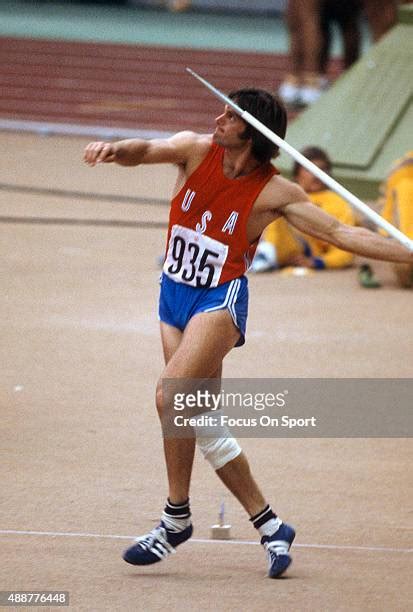 Bruce Jenner Olympics 1976 Photos and Premium High Res Pictures - Getty ...