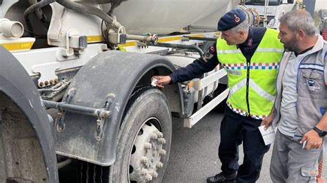 Jandarma 55 aracın trafiğe uygunluğunu denetledi Son Dakika Haberleri