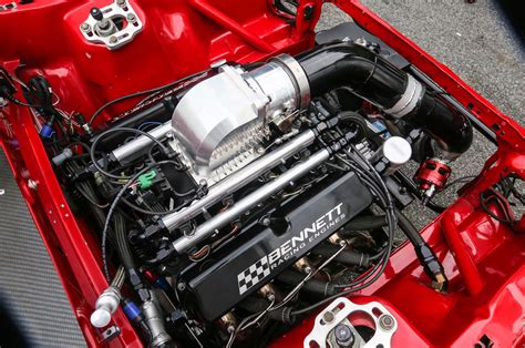 Inside the Bennett Racing Engines 400U 1,600HP Small-Block Ford in Joel ...