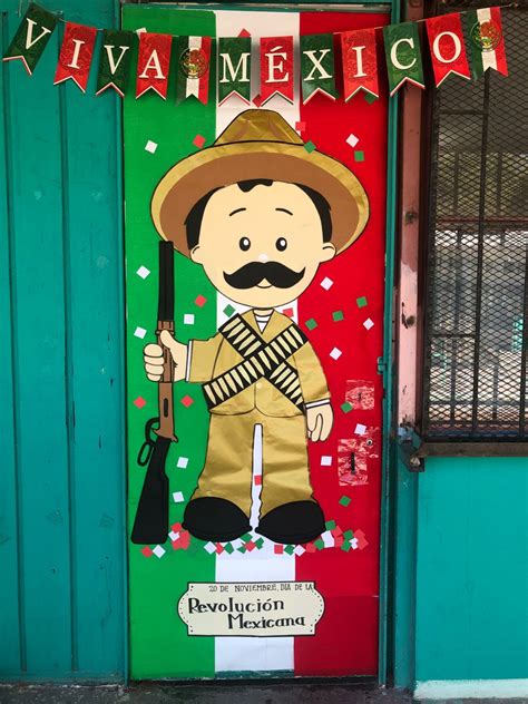 Puerta revolución mexicana Decoración aula de preescolar