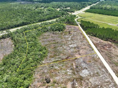 13 acres in Brantley County, Georgia