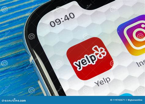 Yelp Application Icon on Apple IPhone X Screen Close-up. Yelp App Icon ...