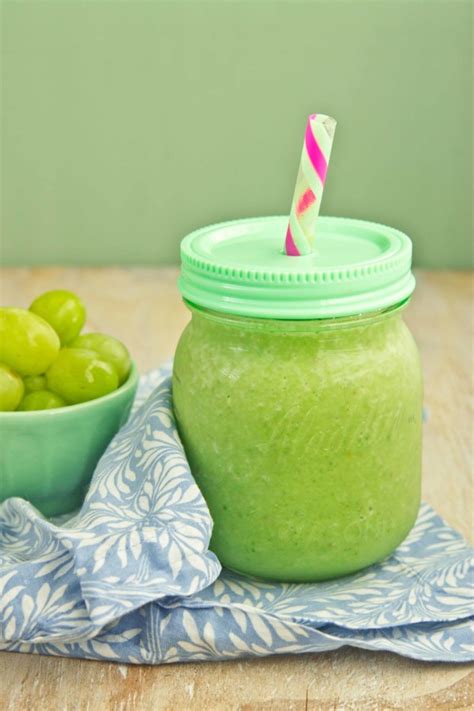 Green Grape Smoothie | The Diet Diva