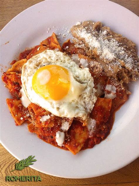 Chilaquiles Con Huevo Y Frijoles Chilaquiles Con Huevo Comida