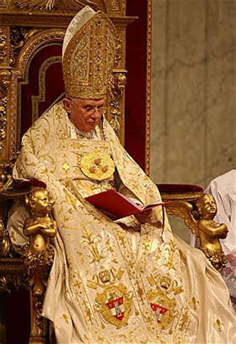 Pope Benedict XVI Pics 03