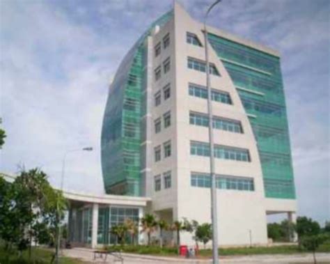 izin universitas megou pak dicabut kbni