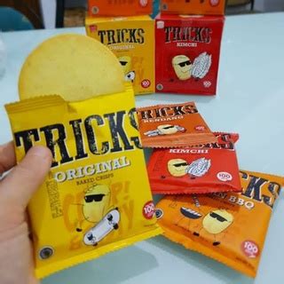 Jual TRICKS Baked Crisps Potato Biscuit 1 Box Isi 10pcs 18gr Gram