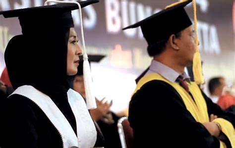 Rektor Universitas Bung Hatta Akan Lantik Wisudawan Ke