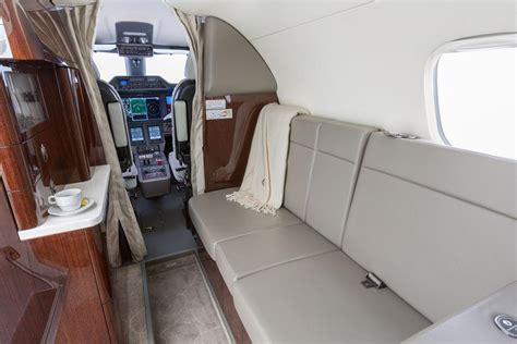 Embraer Phenom 300 Interior