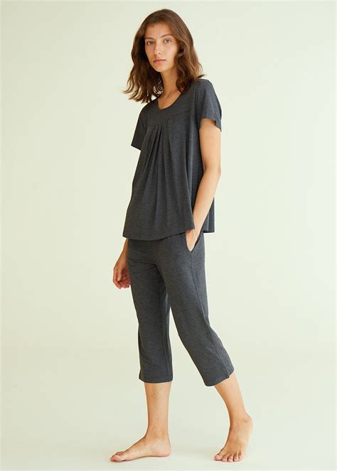 Womens Bamboo Pajamas Pleated Top And Capris Pjs Set Latuza