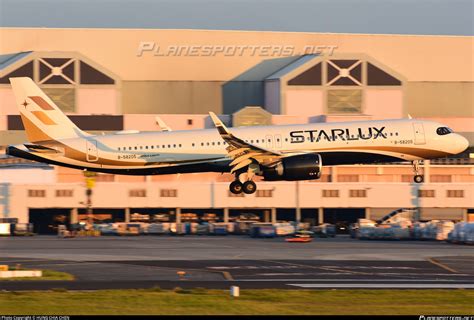 B Starlux Airlines Airbus A Nx Photo By Hung Chia Chen Id