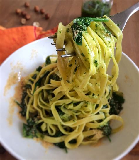 Bandnudeln mit Bärlauchpesto und Spinat Schmeck den Süden