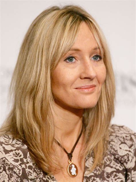 how to pronounce j k rowling