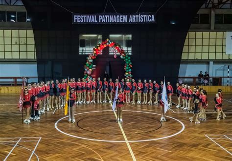 3 º Festival de patinagem artística da Casa do Benfica Rádio Mais Oeste