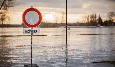 Hochwasser R V Sch Tzt Sch Den Auf Mio Euro Asscompact News