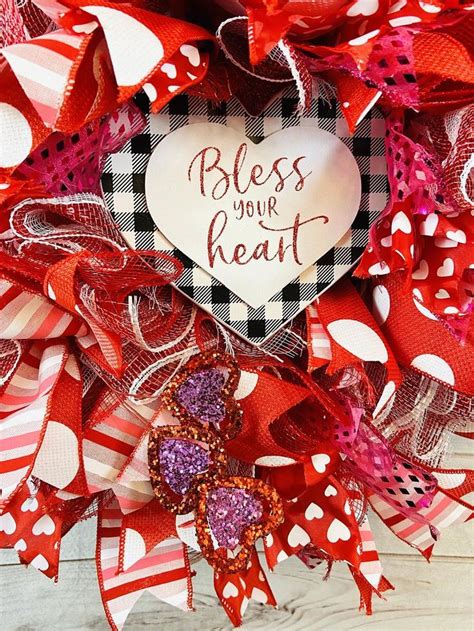 Valentines Day Deco Mesh Wreath | Etsy | Deco mesh wreaths diy, Diy ...