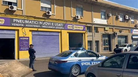 Cagliari Mario Mulas Trovato Morto Nel Piazzale Dopo Un Volo Di Sei