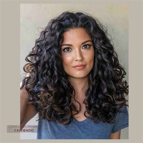 Cortes Cacheados Feminino - 42 ideias Cortes cabelo cacheado feminino