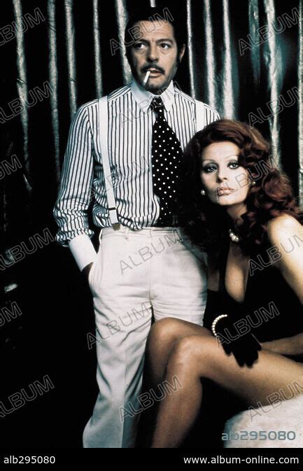 Marcello Mastroianni And Sophia Loren In La Pupa Del Gangster