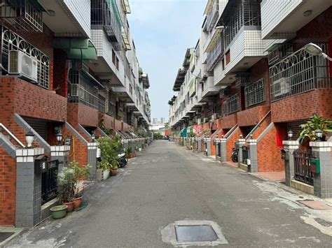 台中市大里區瑞和街透天厝大里瑞城國小雙公園美墅 太平大里房仲 房屋出售 樂屋網