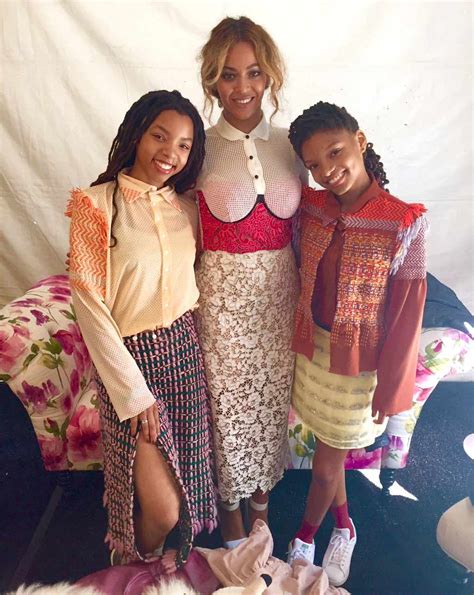 Halle and Chloe Bailey Hit Lion King Premiere