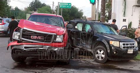 Hoy Tamaulipas Aparatoso Accidente En Nuevo Laredo Deja Un Lesionado