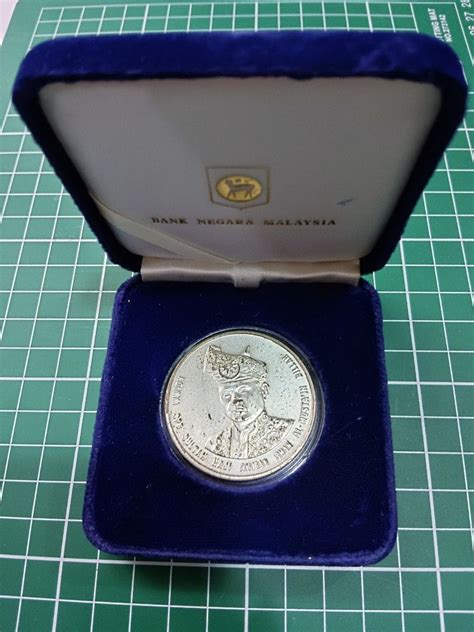 1984 Proof Silver Coin 35grams KDYMM SPB 25 Ringgit Ulang Tahun Ke 25