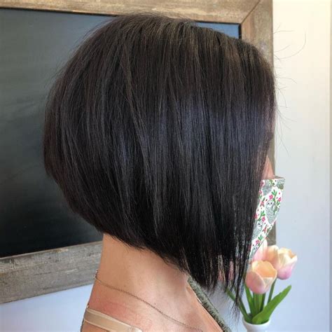 Get A Bold New Look With The Trendy Bob Hair Cut Long In The Front