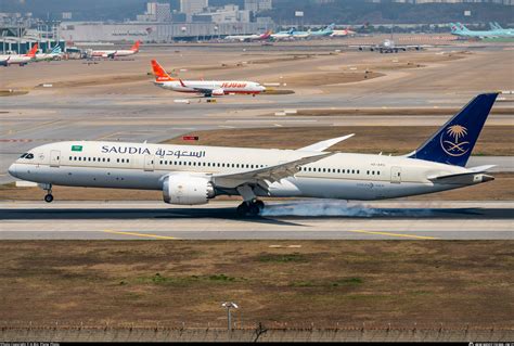 HZ ARG Saudi Arabian Airlines Boeing 787 9 Dreamliner Photo By H Bin