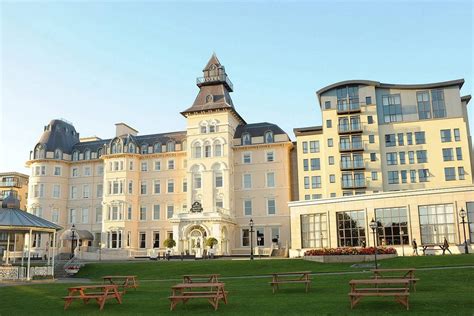 Irish Mini Breaks | ROYAL MARINE HOTEL. Hotels in Co. Dublin