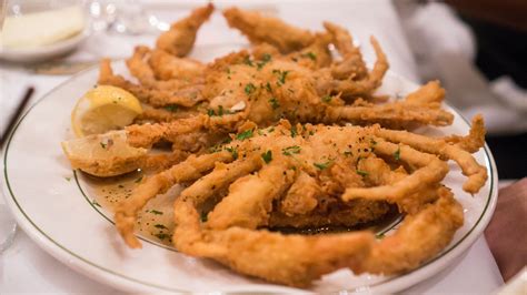 Fried Soft Shell Crabs Fried Soft Shell Crab Soft Shell Crab Recipe