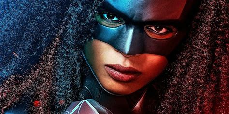 Batwoman Season 2 Footage Shows Ryan Wilders First Night On The Job