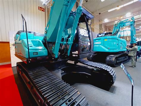 Kobelco Allo Smopyc Con I Nuovi Motori Yanmar E Construction