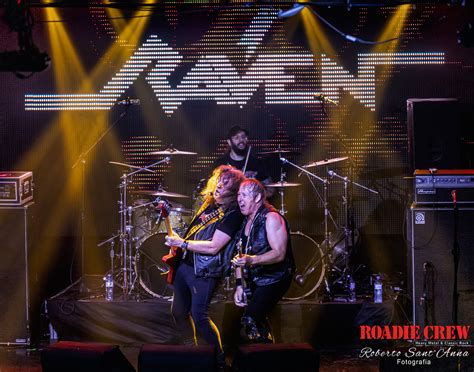 RAVEN lança explosivo álbum All Hell s Breaking Loose Roadie Crew