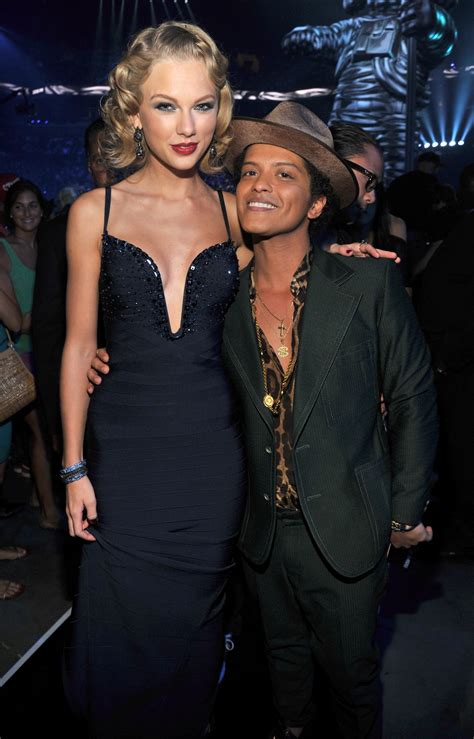 How Tall Is Bruno Mars? | POPSUGAR Celebrity