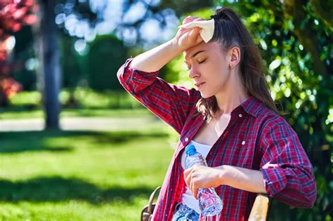 Golpe De Calor Cuáles Son Los Síntomas Y Cómo Prevenirlo Ventana Del