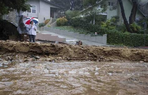 Flood Mudslide Threats Prompt Evacuations Along California Coast