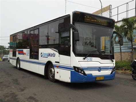 Ulang Tahun Jakarta Ke 497 Naik TransJakarta MRT Jakarta Dan LRT