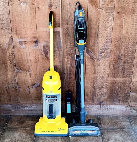 Lot 258k Eureka The Boss Superlite And Eureka Flash Corded Vacuums