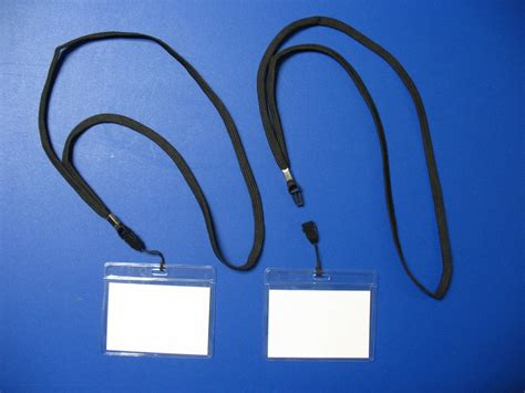 5 Vinyl Id Cards Name Tag Holders 5 Neck Lanyards