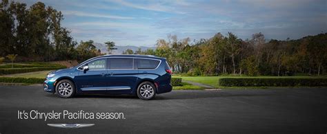 2023 Chrysler Pacifica Hybrid | Plug-In Hybrid Minivan