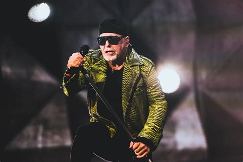 Vasco Rossi Tour 2024 Nuove Date Negli Stadi Notizie SENTIREASCOLTARE