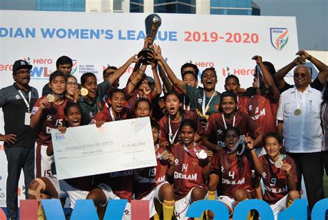 Sabitra Bhandari S Late Goal Propel Gokulam Kerala To Maiden Hero IWL