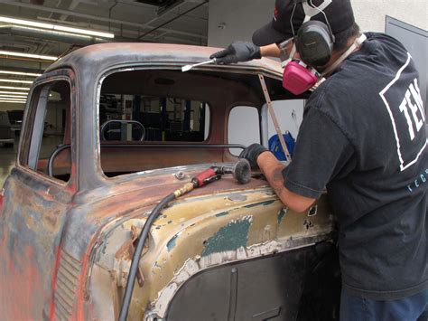 Diy Installing Glass In An Early Chevy Pickup Hot Rod Network